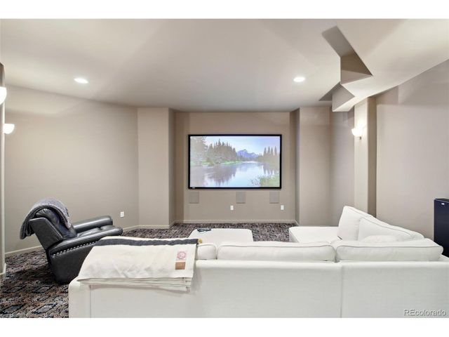 30 Carroll Ct, Black Hawk, CO 80422