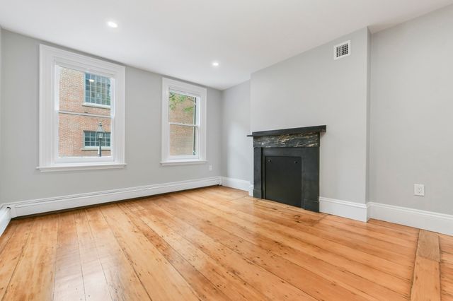 49 Winchester Street, Boston, MA 02116