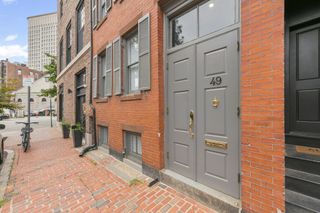 49 Winchester Street, Boston, MA 02116