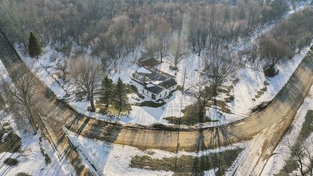 4812 Spring Creek Road, Three Oaks, MI 49128