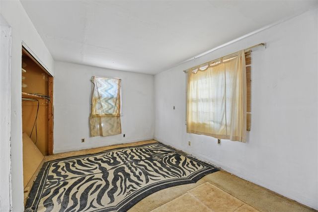 4812 Spring Creek Road, Three Oaks, MI 49128