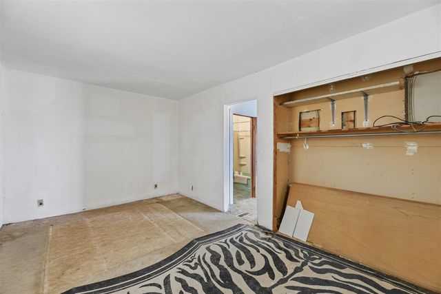 4812 Spring Creek Road, Three Oaks, MI 49128