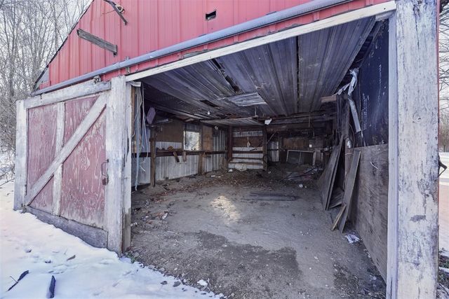 4812 Spring Creek Road, Three Oaks, MI 49128