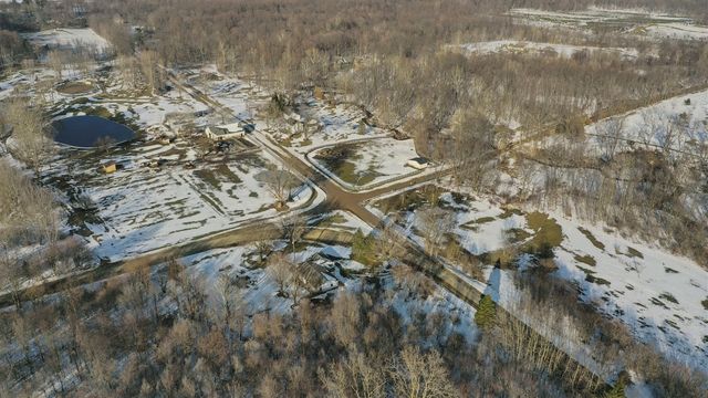 4812 Spring Creek Road, Three Oaks, MI 49128