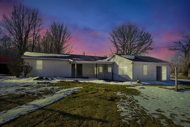4812 Spring Creek Road, Three Oaks, MI 49128