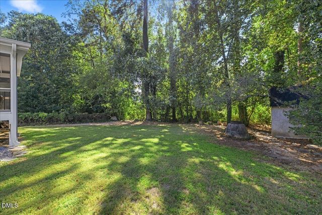 1112 Oakside Court, Raleigh, NC 27609