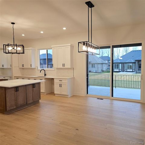 50147 Mustang Drive, Macomb, MI 48042
