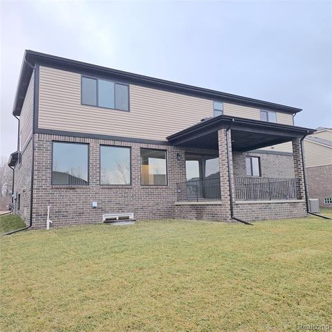 50147 Mustang Drive, Macomb, MI 48042