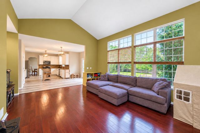 37103 N Bonnie Brae Road, Lake Villa, IL 60046