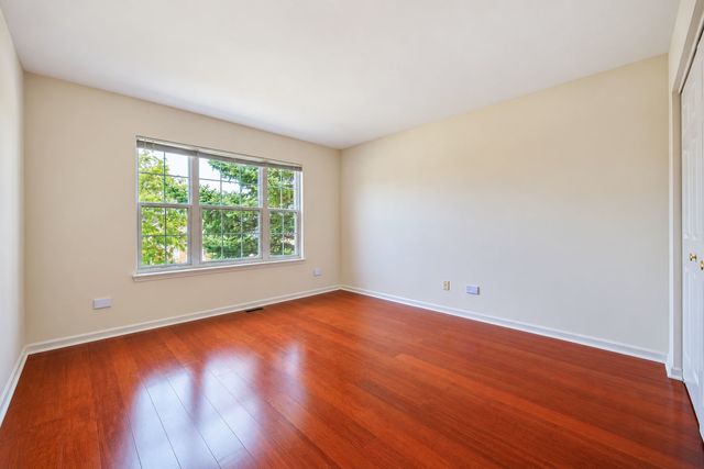 37103 N Bonnie Brae Road, Lake Villa, IL 60046
