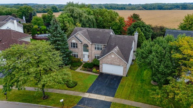 37103 N Bonnie Brae Road, Lake Villa, IL 60046