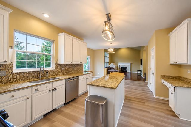 37103 N Bonnie Brae Road, Lake Villa, IL 60046