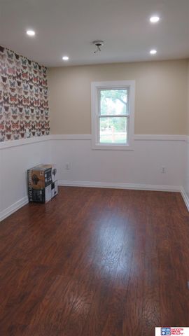 7203 Burlington Avenue, Lincoln, NE 68507