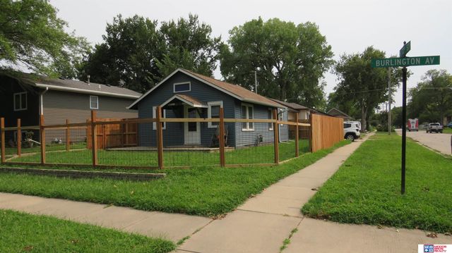 7203 Burlington Avenue, Lincoln, NE 68507
