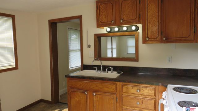 7203 Burlington Avenue, Lincoln, NE 68507