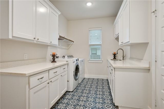 4022 Brownway Drive, College Station, TX 77845