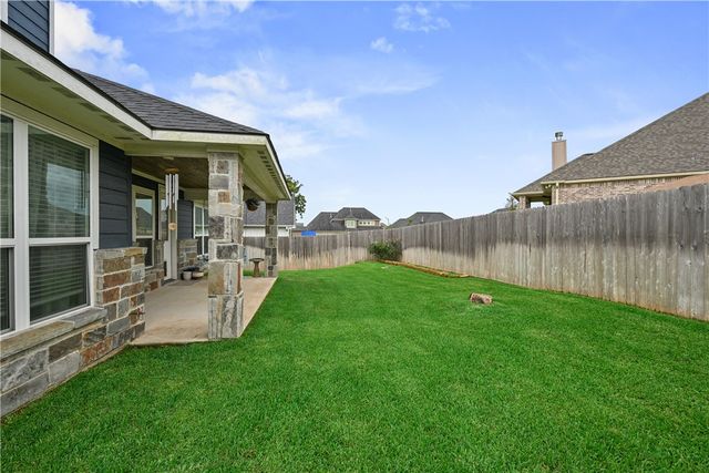 4022 Brownway Drive, College Station, TX 77845