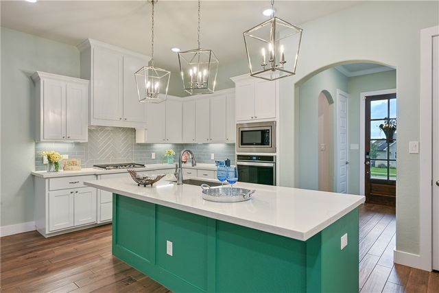 4022 Brownway Drive, College Station, TX 77845