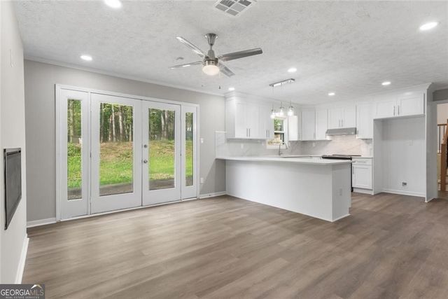 4645 Dunwoody Club Drive, Dunwoody, GA 30350