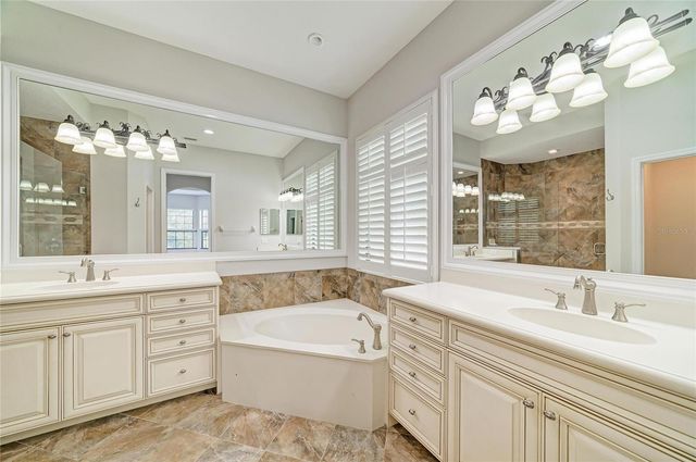 7361 WEXFORD COURT, Lakewood Ranch, FL 34202