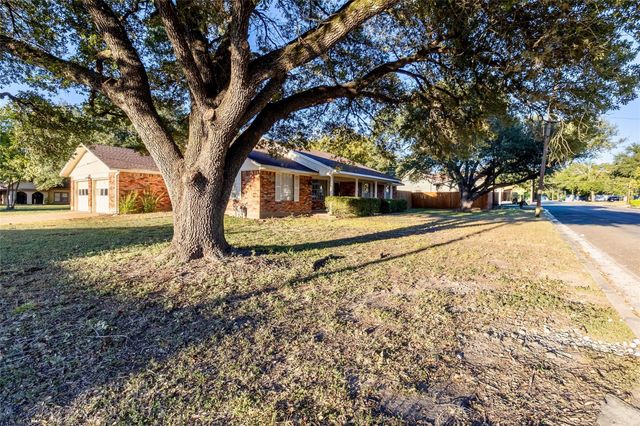 1205 Felder Street, Navasota, TX 77868