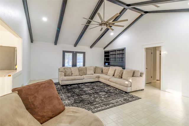 1205 Felder Street, Navasota, TX 77868