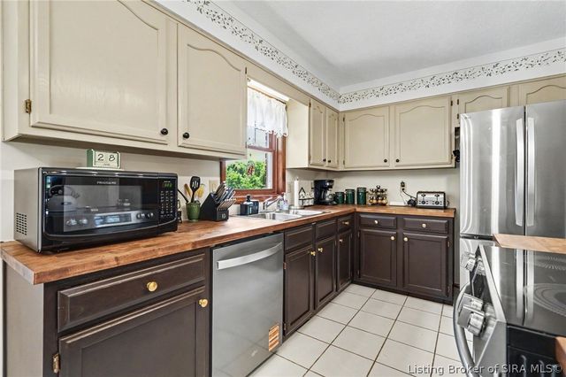 5007 White Tail Way, Greenville, IN 47124