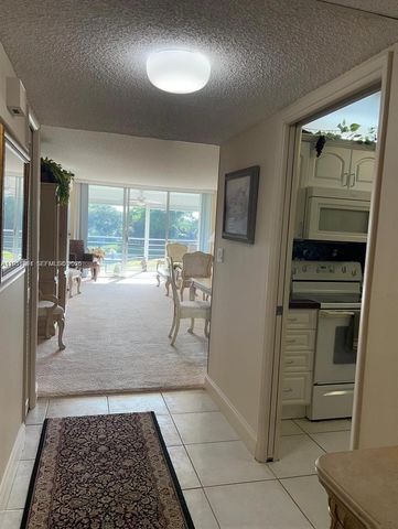 821 Cypress Boulevard 312, Pompano Beach, FL 33069