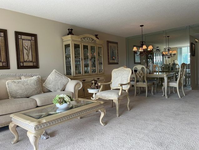 821 Cypress Boulevard 312, Pompano Beach, FL 33069