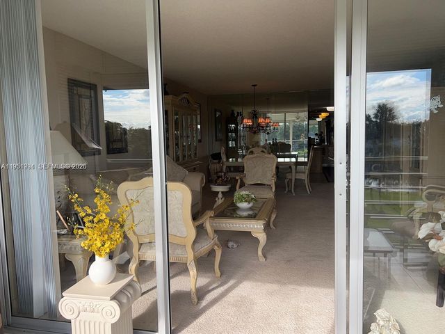 821 Cypress Boulevard 312, Pompano Beach, FL 33069