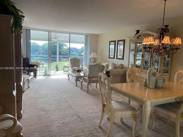 821 Cypress Boulevard 312, Pompano Beach, FL 33069