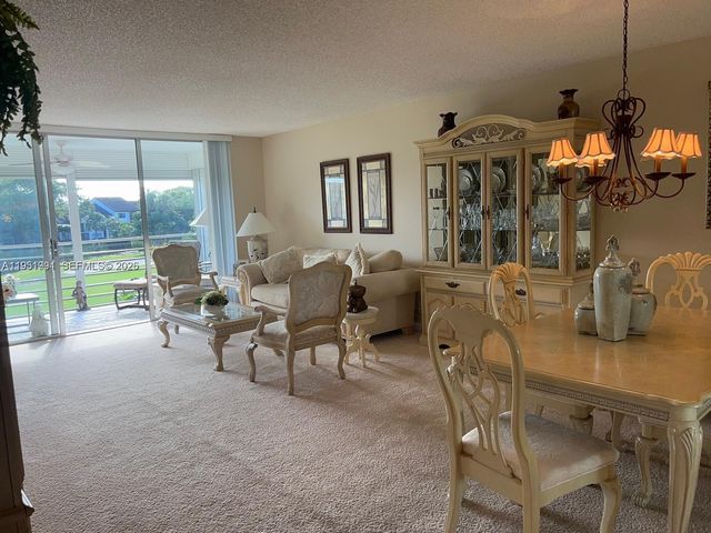 821 Cypress Boulevard 312, Pompano Beach, FL 33069
