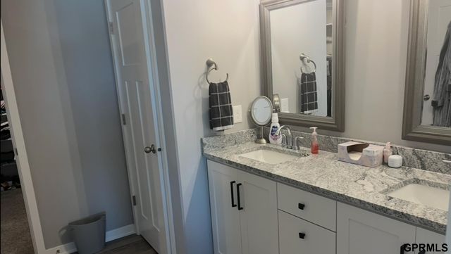 11508 Slayton Street, Papillion, NE 68046