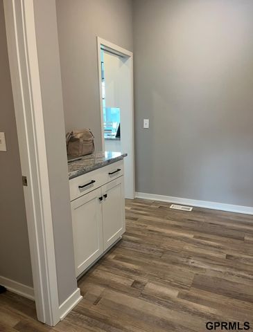 11508 Slayton Street, Papillion, NE 68046