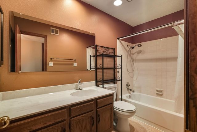 11812 Arroyo De Vista NE, Albuquerque, NM 87111