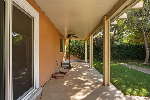 11812 Arroyo De Vista NE, Albuquerque, NM 87111