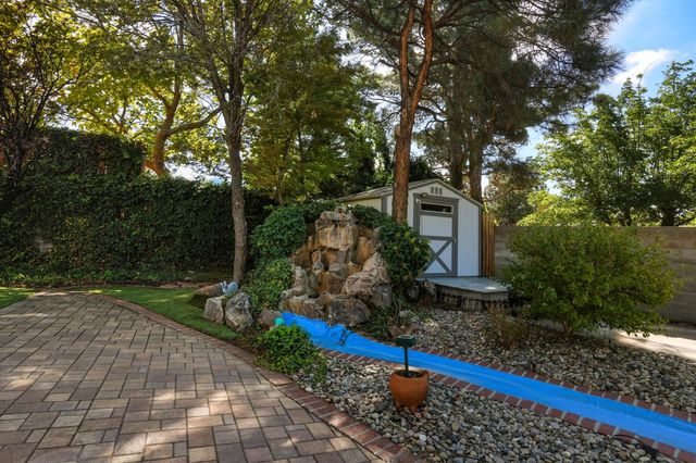 11812 Arroyo De Vista NE, Albuquerque, NM 87111