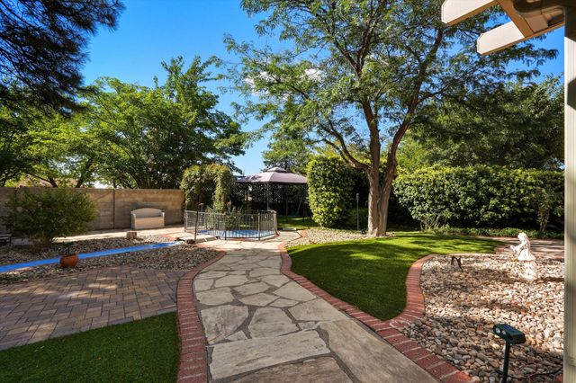 11812 Arroyo De Vista NE, Albuquerque, NM 87111