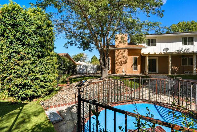 11812 Arroyo De Vista NE, Albuquerque, NM 87111