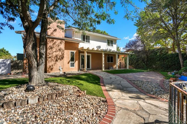 11812 Arroyo De Vista NE, Albuquerque, NM 87111