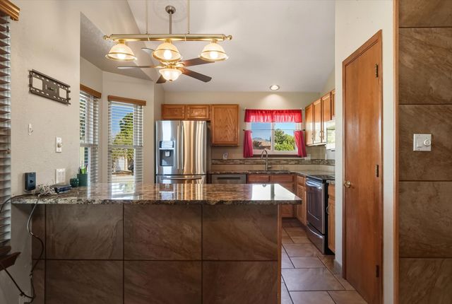 11812 Arroyo De Vista NE, Albuquerque, NM 87111