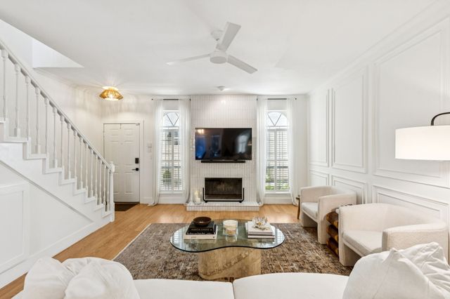 4507 Holland Avenue 105, Dallas, TX 75219