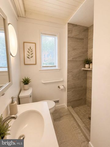 11000 PARK, Fairfax, VA 22030