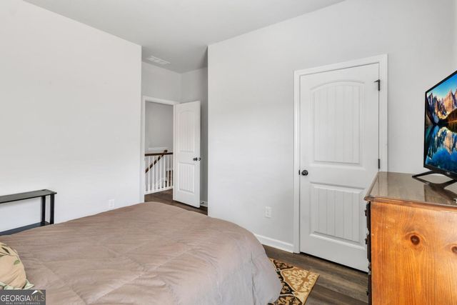 265 Valley Crossing, Canton, GA 30114