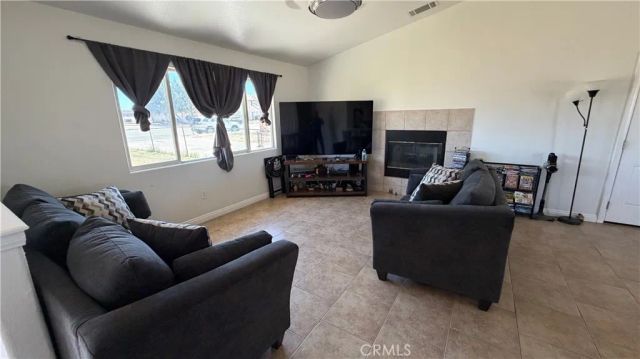 12794 Navajo, Apple Valley, CA 92308