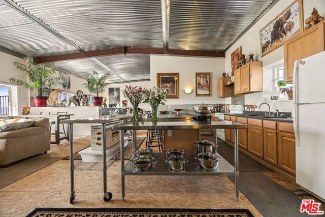 9025 Camp Rock Road, Lucerne Valley, CA 92356