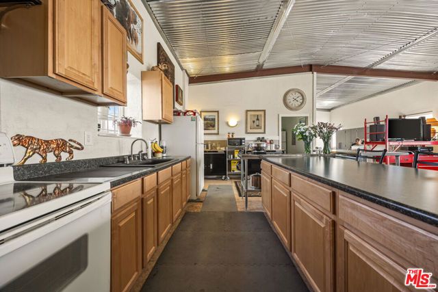 9025 Camp Rock Road, Lucerne Valley, CA 92356