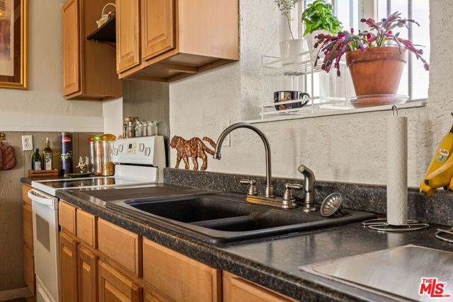 9025 Camp Rock Road, Lucerne Valley, CA 92356