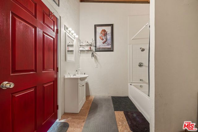 9025 Camp Rock Road, Lucerne Valley, CA 92356