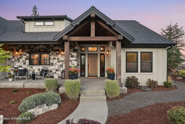 10537 W GENESEE CT, Post Falls, ID 83854